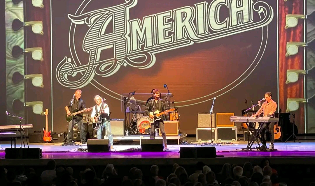  CONCERT REVIEW: Dewey Bunnell’s Timeless Spell at The Rose Music Center AUGUST 8, 2025 